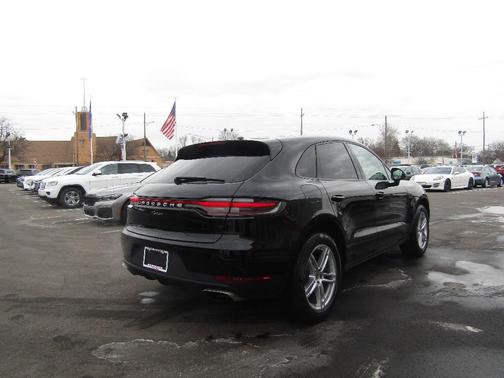 2019 Porsche Macan Base