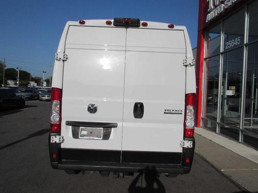 White 2023 RAM ProMaster 1500 Base