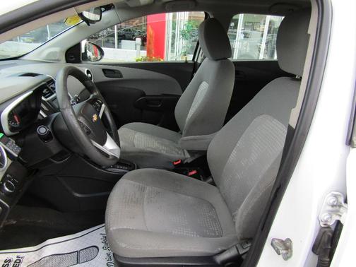 2020 Chevrolet Sonic LT