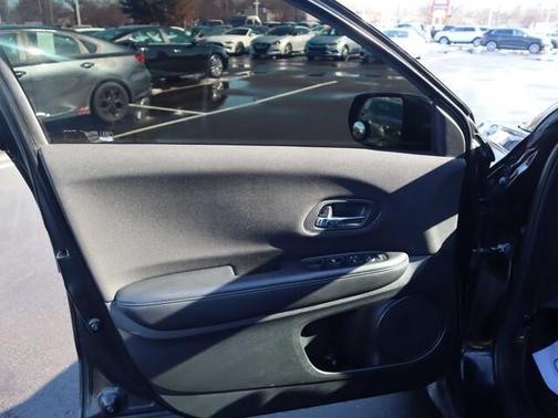 2017 Honda HR-V LX