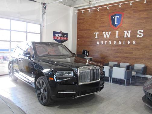 Black 2020 Rolls-Royce Cullinan