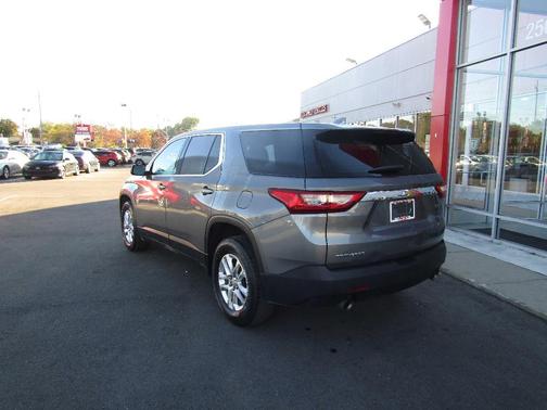 2020 Chevrolet Traverse LS