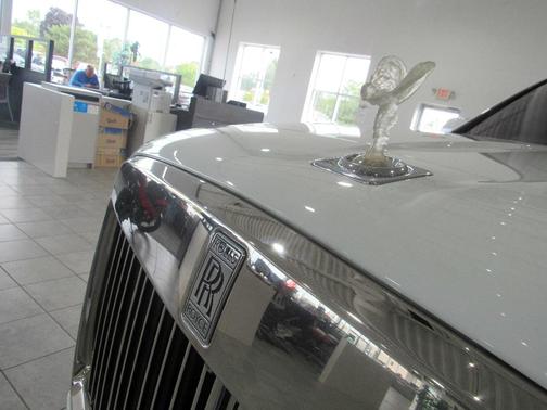 White 2019 Rolls-Royce Cullinan