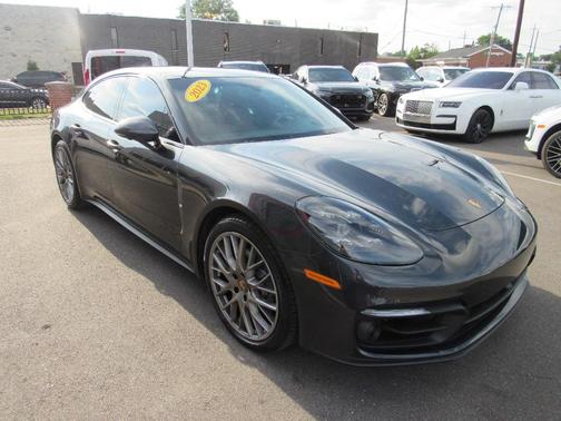 Gray 2023 Porsche Panamera 4 Platinum Edition