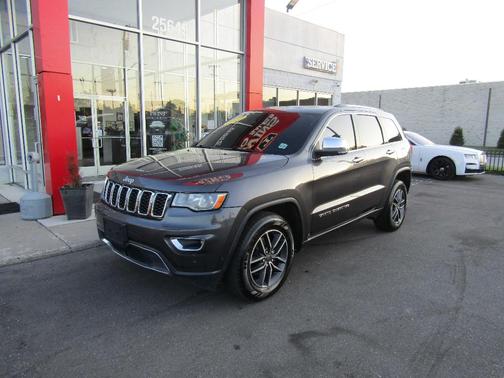 Gray 2019 Jeep Grand Cherokee Limited