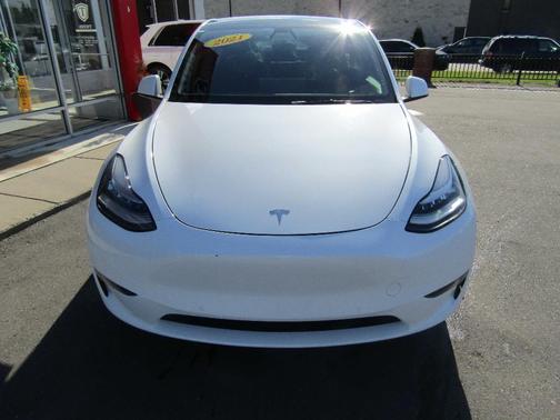 White 2021 Tesla Model Y Long Range