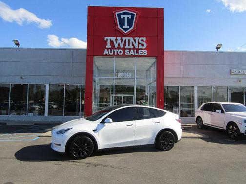 White 2021 Tesla Model Y Long Range