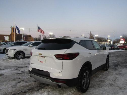 2025 Chevrolet Blazer LT