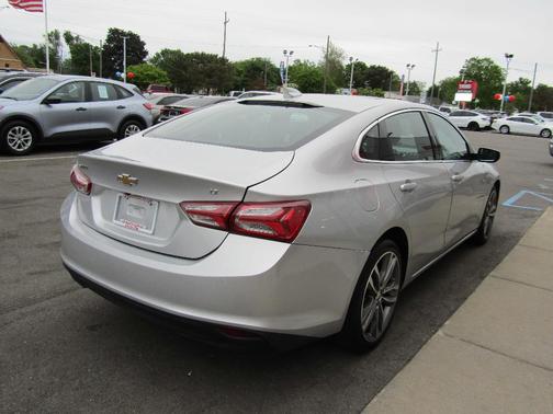 Silver 2021 Chevrolet Malibu LT