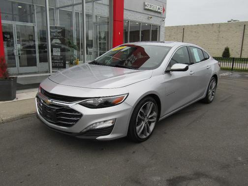 Silver 2021 Chevrolet Malibu LT