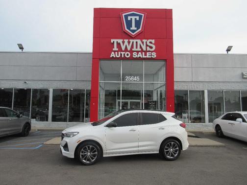 White 2020 Buick Encore GX Select