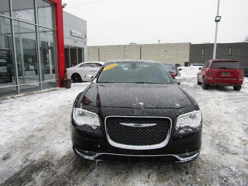 2020 Chrysler 300 Limited