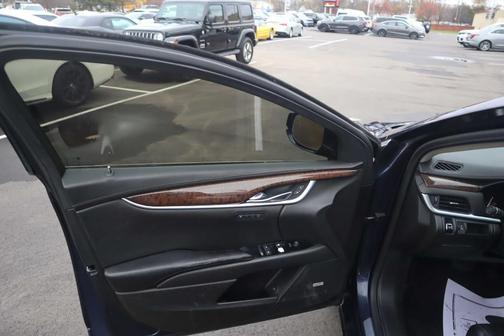 2016 Cadillac XTS Luxury Collection