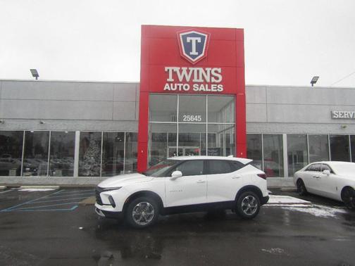 2025 Chevrolet Blazer LT