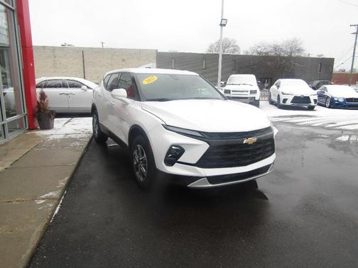 2025 Chevrolet Blazer LT