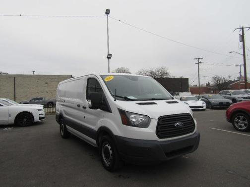 2017 Ford Transit-150 Base