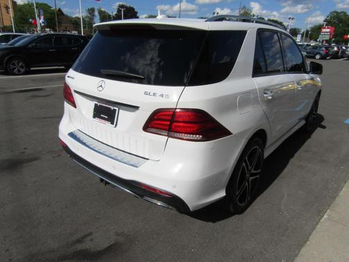 White 2018 Mercedes-Benz AMG GLE 43 Base 4MATIC