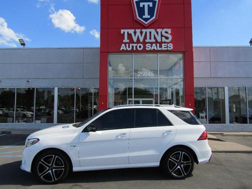 White 2018 Mercedes-Benz AMG GLE 43 Base 4MATIC