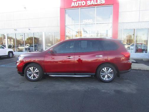 2020 Nissan Pathfinder SL