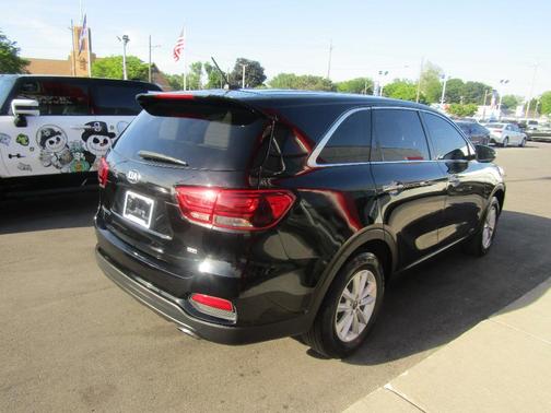 Black 2020 Kia Sorento LX