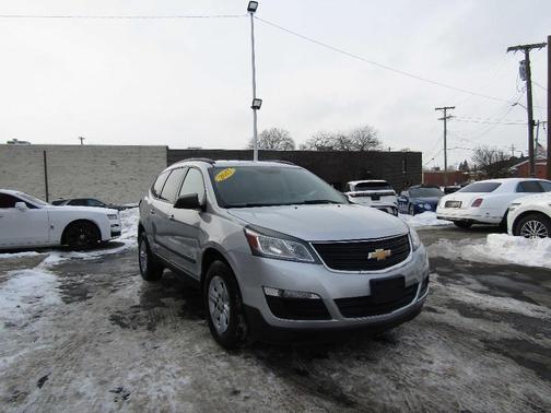 2017 Chevrolet Traverse LS
