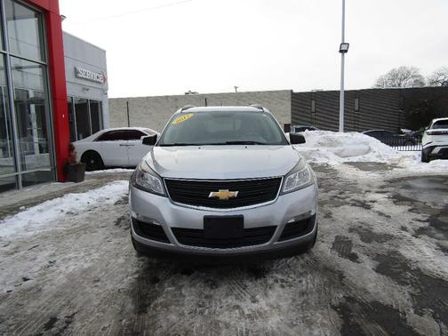 2017 Chevrolet Traverse LS