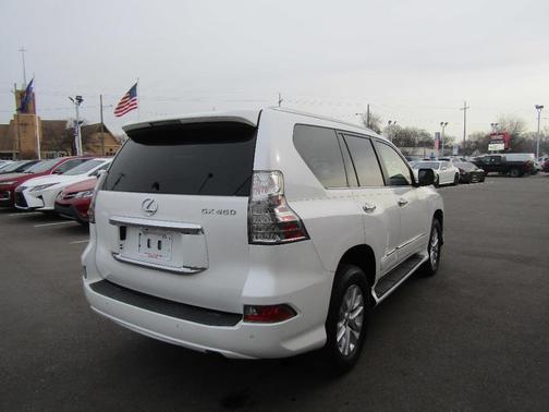White 2016 Lexus GX 460 Base