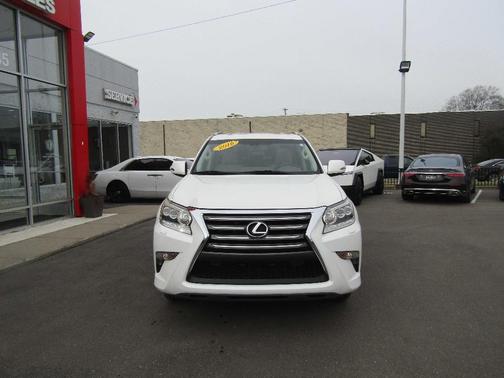 White 2016 Lexus GX 460 Base