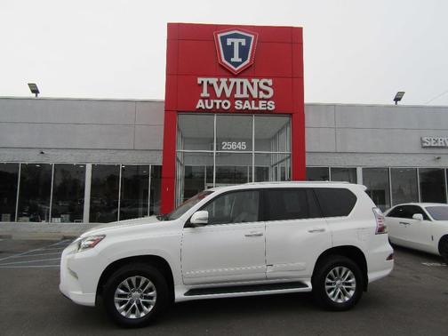White 2016 Lexus GX 460 Base