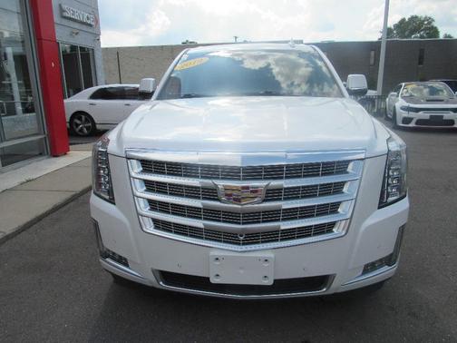 White 2019 Cadillac Escalade Premium Luxury