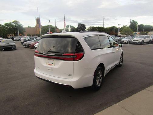 2022 Chrysler Pacifica Limited