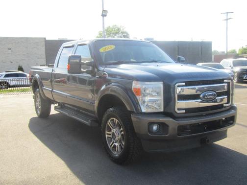 Blue 2016 Ford F-350 King Ranch