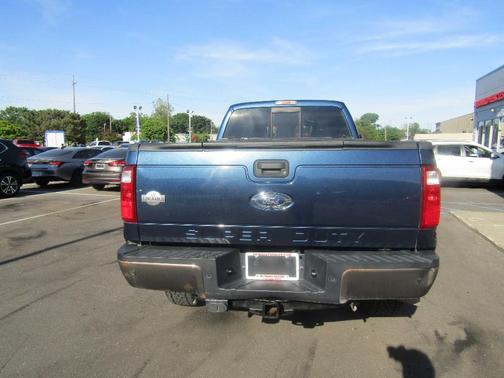 Blue 2016 Ford F-350 King Ranch