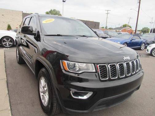 Black 2020 Jeep Grand Cherokee Laredo