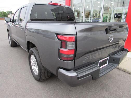 Gun Metallic 2023 Nissan Frontier SV