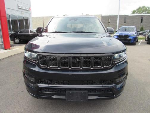 Obsidian Black 2024 Jeep Grand Wagoneer L Series II