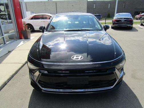 Black 2025 Hyundai SONATA SEL