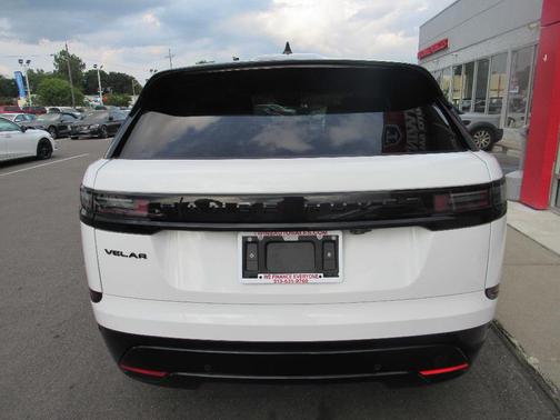 Fuji White 2025 Land Rover Range Rover Velar P400 Dynamic HSE