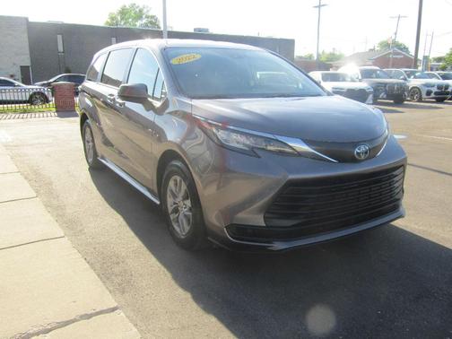 Gray 2022 Toyota Sienna LE