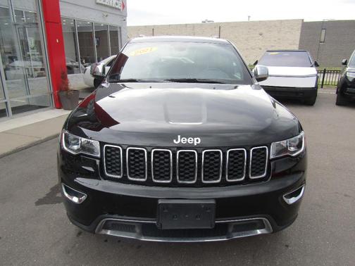 Black 2021 Jeep Grand Cherokee Limited