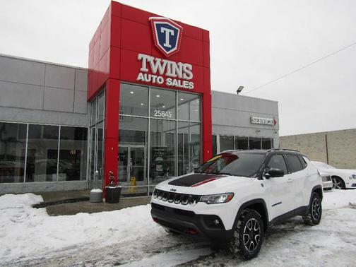 2025 Jeep Compass Trailhawk