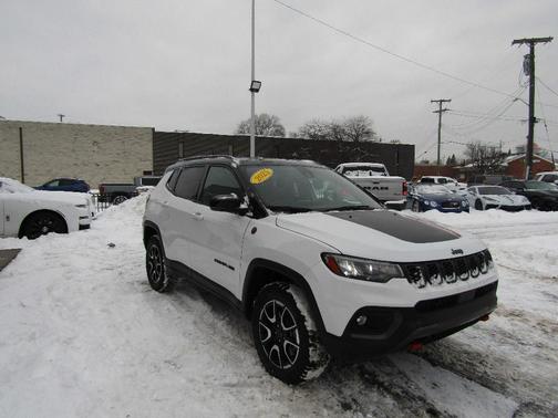 2025 Jeep Compass Trailhawk