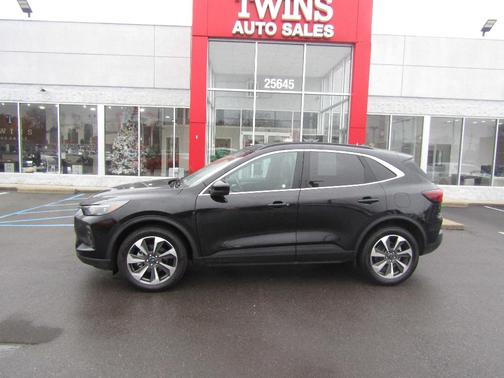 2023 Ford Escape Platinum