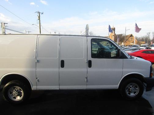 2017 Chevrolet Express 2500 Work Van