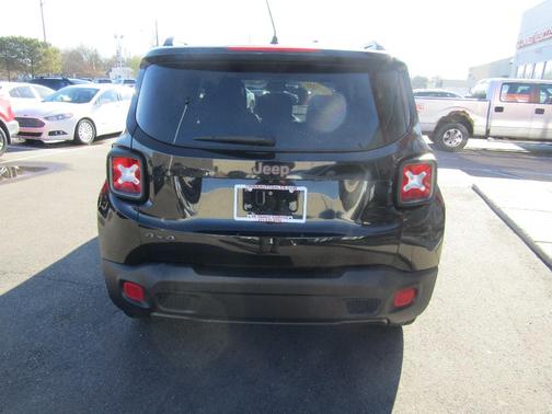 Black 2016 Jeep Renegade Latitude