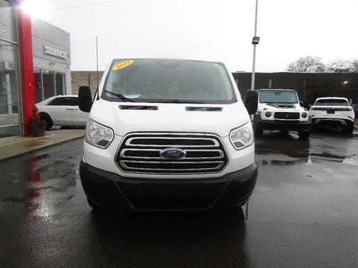2019 Ford Transit-250 Base