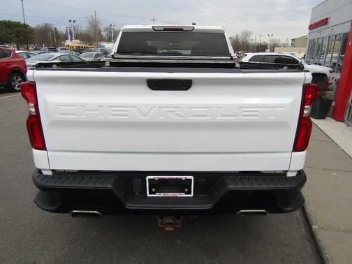 White 2019 Chevrolet Silverado 1500 Custom Trail Boss