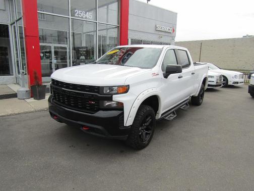 White 2019 Chevrolet Silverado 1500 Custom Trail Boss