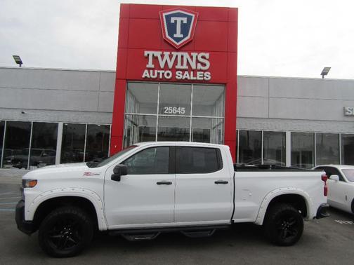 White 2019 Chevrolet Silverado 1500 Custom Trail Boss