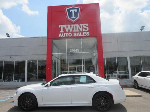 White 2020 Chrysler 300 Touring